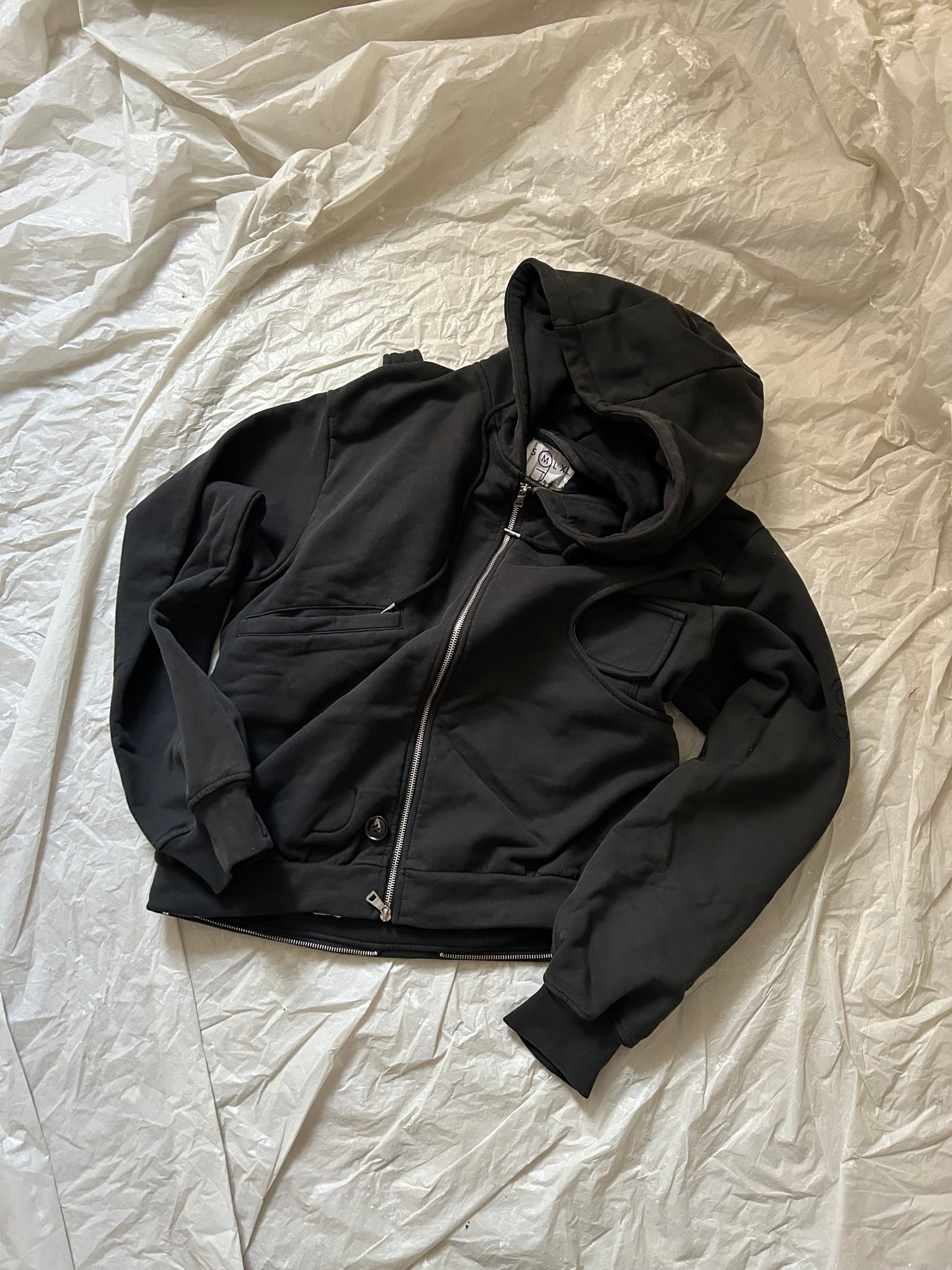 Basic Black Zip