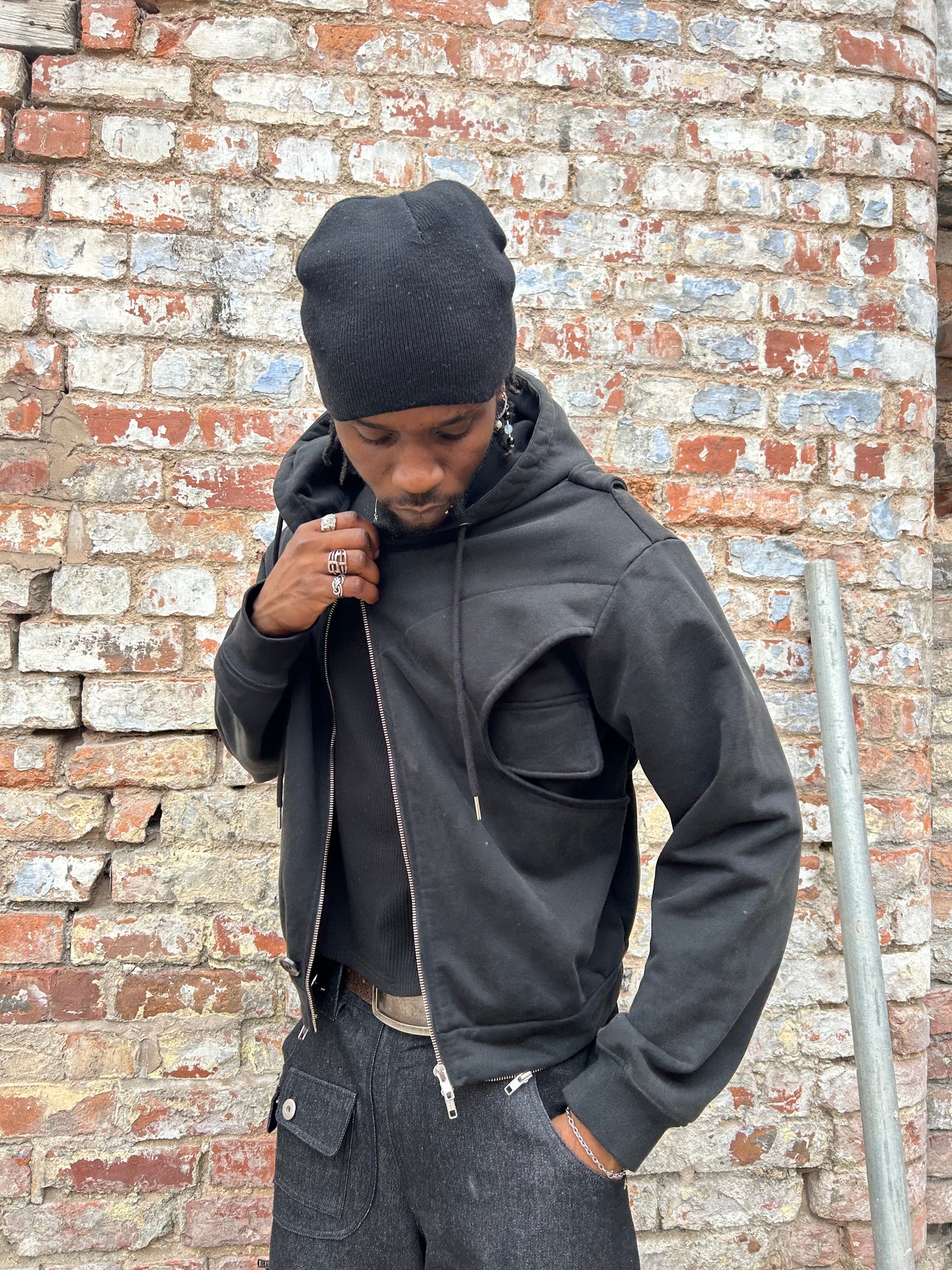 Basic Black Zip