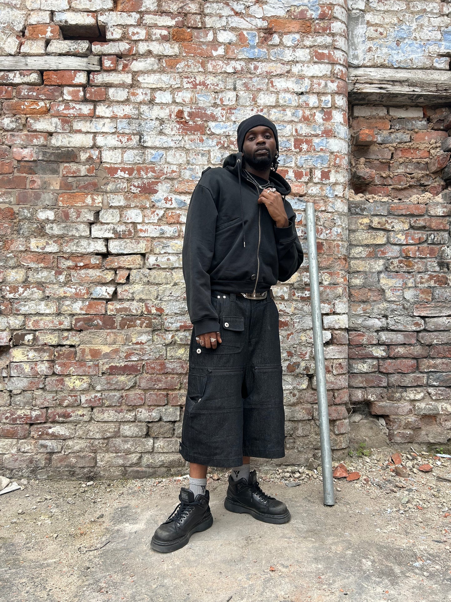 Basic Black Zip