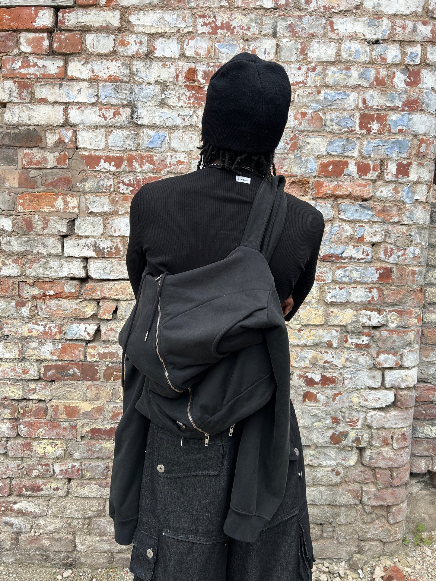 Basic Black Zip