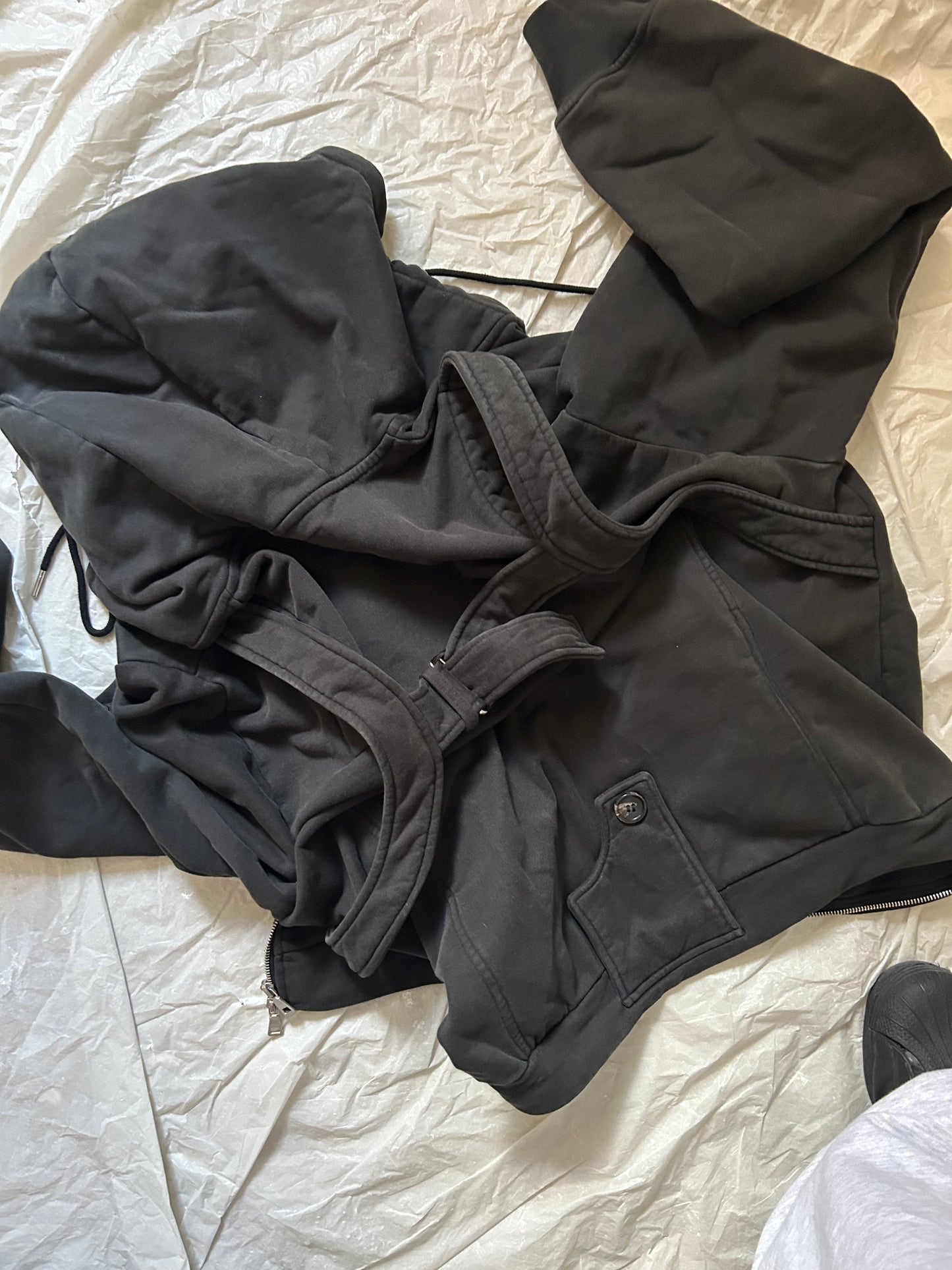 Basic Black Zip